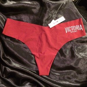 Victoria sport thong